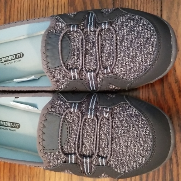 Skechers slip-on sneakers. - Picture 3 of 11